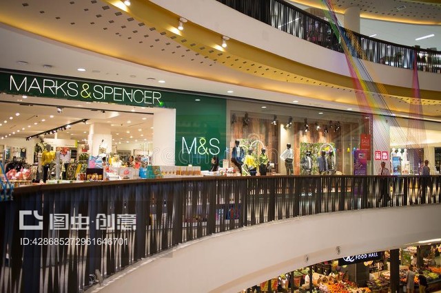 玛莎百货。Marks and Spencer shop.